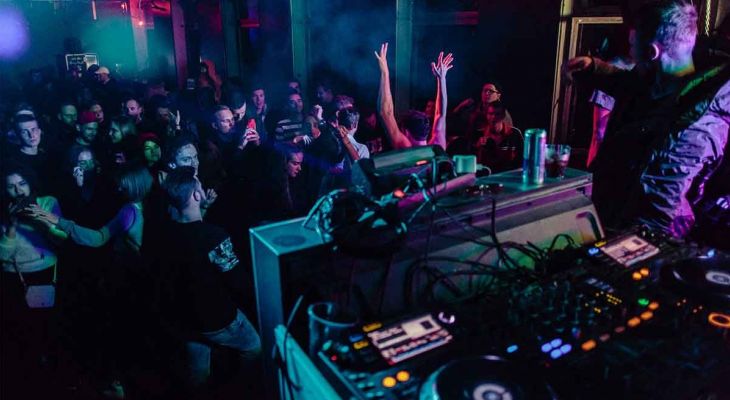 Un DJ pour ma soirée d'anniversaire !