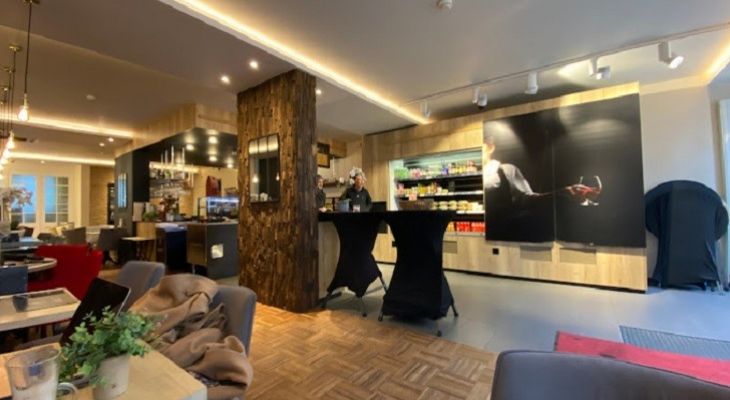 AKT Brussels, une sandwicherie et un bar à tapas atypiques AKT Brussels, une sandwicherie et un bar à tapas atypiques