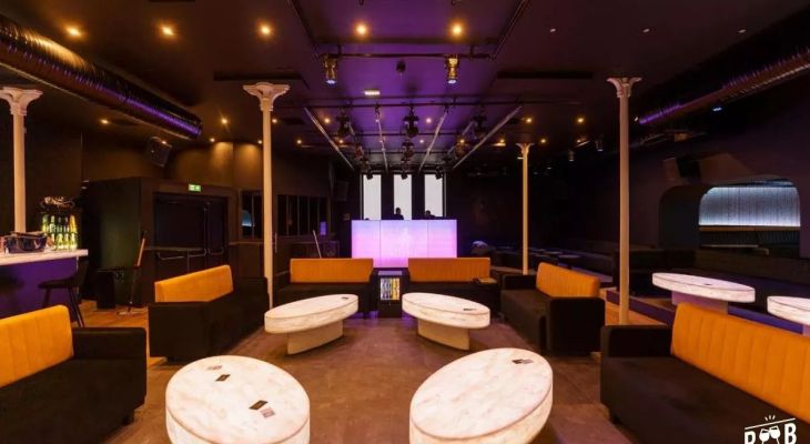 Organiser un anniversaire surprise au restaurant : conseils et astuces Organiser un anniversaire surprise au restaurant : conseils et astuces