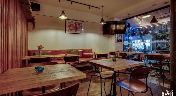 Comment privatiser un bar pour une soirée foot entre amis ou en famille ? Comment privatiser un bar pour une soirée foot entre amis ou en famille ?