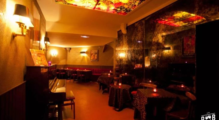Quels bars cachés sont recommandés pour une soirée à Paris ? Quels bars cachés sont recommandés pour une soirée à Paris ?