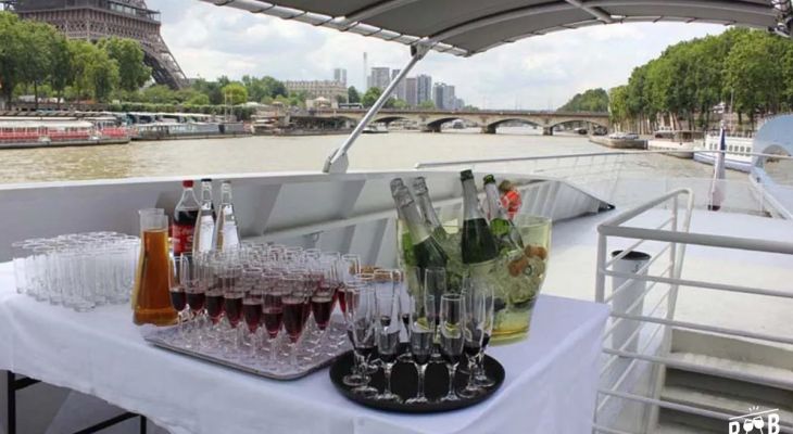 Les meilleurs bars péniches à louer à Paris en 2024 Les meilleurs bars péniches à louer à Paris en 2024