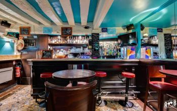 5 bars sympa incontournables pour fêter son anniversaire à Paris 5 bars sympa incontournables pour fêter son anniversaire à Paris