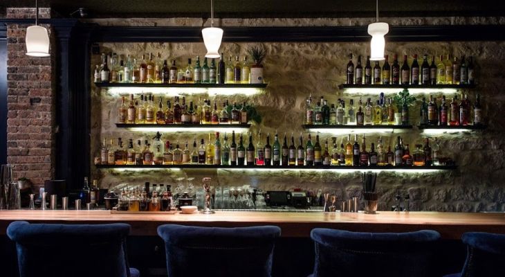 Little Red Door : Le bar à cocktails incontournable de Paris en 2024 Little Red Door : Le bar à cocktails incontournable de Paris en 2024