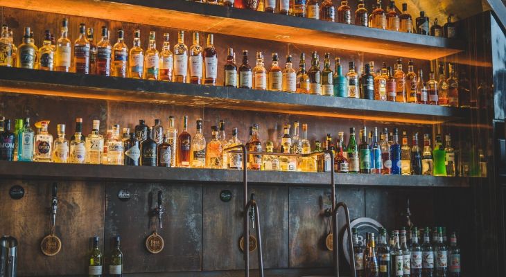 Paris by night : les bars dansants pour vos soirées à thème