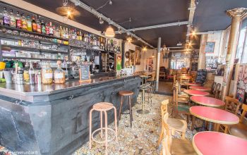 Le Onze Bar #3 Le Onze Bar #3