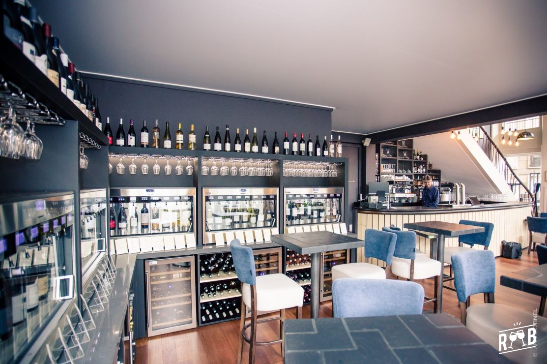 W Wine Bar Bar / Restaurant à Le Havre (76600)