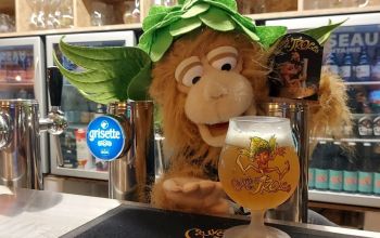 Monkey's Café #2 Monkey's Café #2