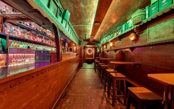Taverne du Perroquet #15 Taverne du Perroquet #15