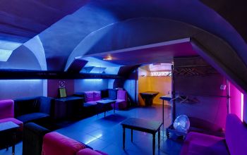 Le Velvet Bar #8 Le Velvet Bar #8