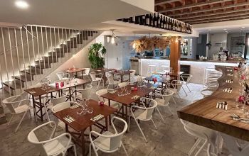 Restaurant V&V #8 Restaurant V&V #8