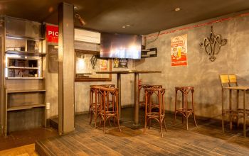 Le Mammouth Bar #10 Le Mammouth Bar #10