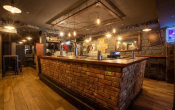 Le Mammouth Bar #16 Le Mammouth Bar #16