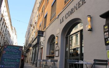 Le Corner #8 Le Corner #8