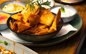 Yaya Secrétan #12 Yaya Secrétan #12