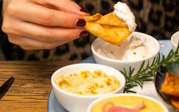 Yaya Secrétan #16 Yaya Secrétan #16