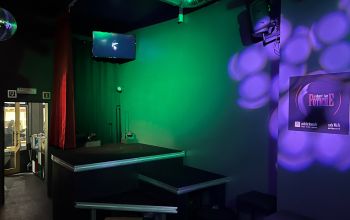 Potiche #6 Potiche #6