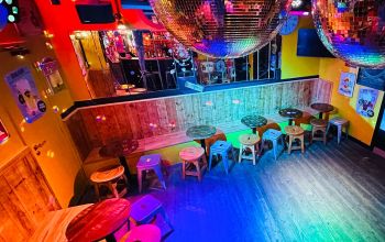 Hide Chatelet #3 Hide Chatelet #3