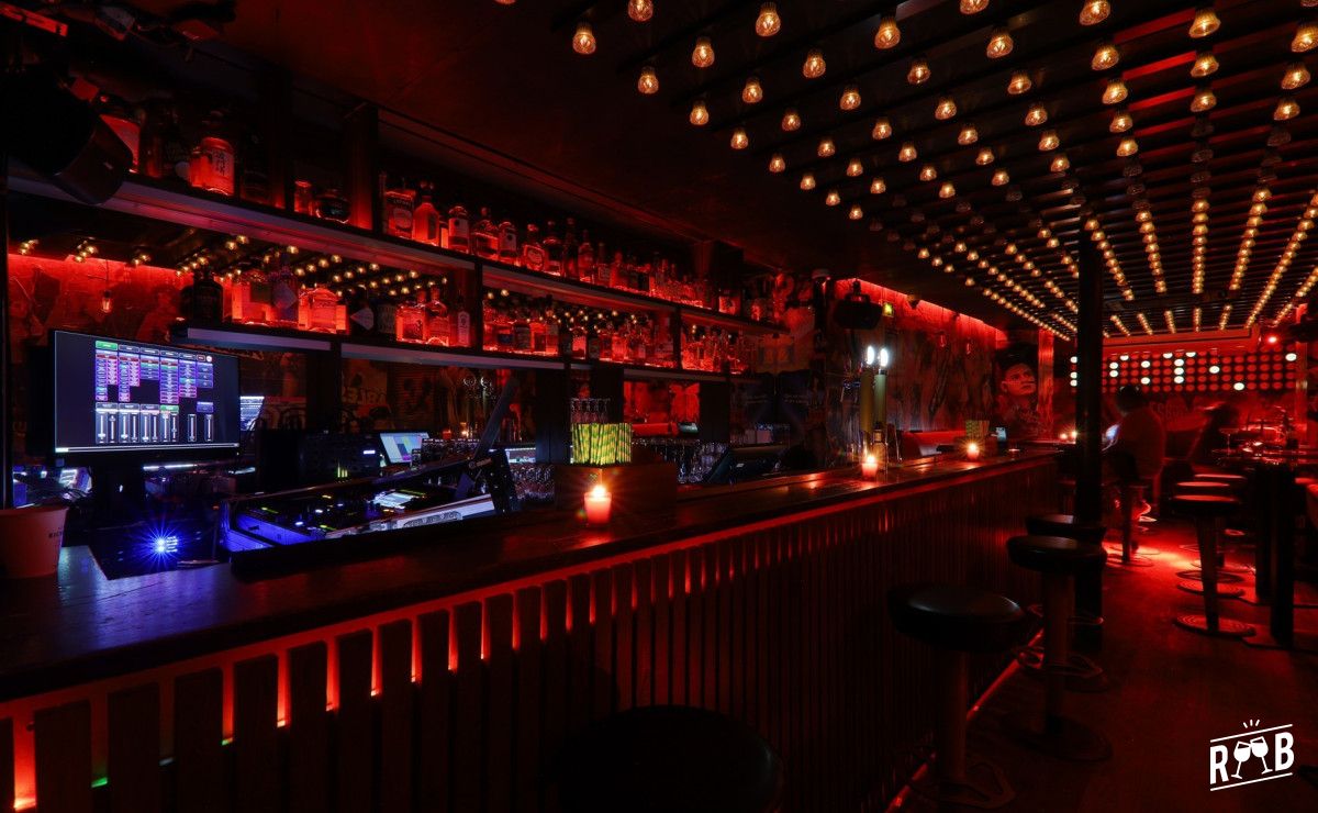 Charlotte Club #8