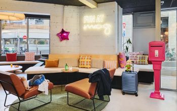 Moxy Bar #14 Moxy Bar #14