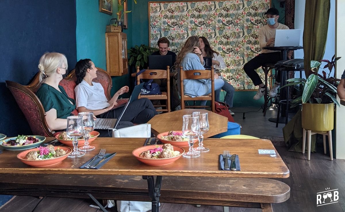 La Maison Bleue #17 La Maison Bleue #17