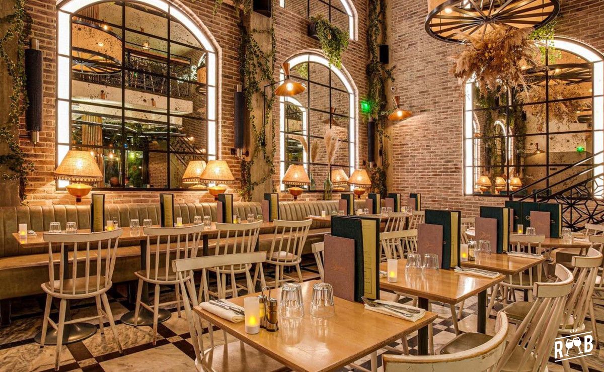 O 2 Scenes Restaurant #17