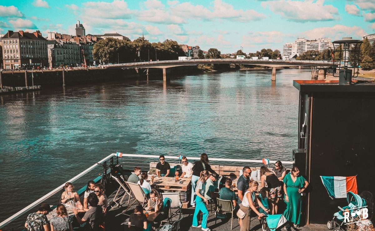 Levrette Café Nantes #3