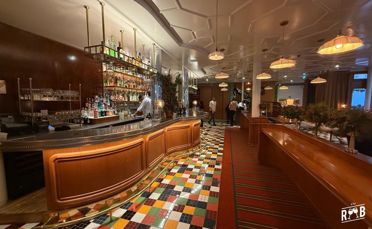 Public House #19