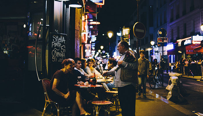 Les bars et restaurants de quartier